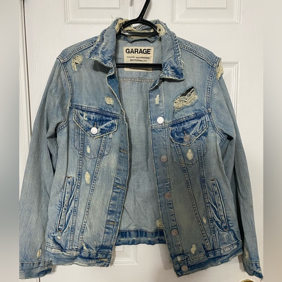 Boyfriend Jean Jacket - Picture 1 of 2